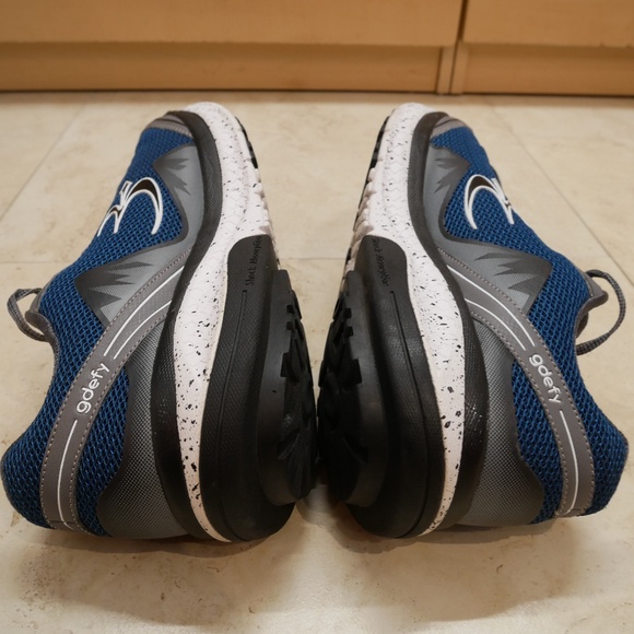 Gdefy Men's Bluegray Mighty Walk~ - Picture 6 of 10